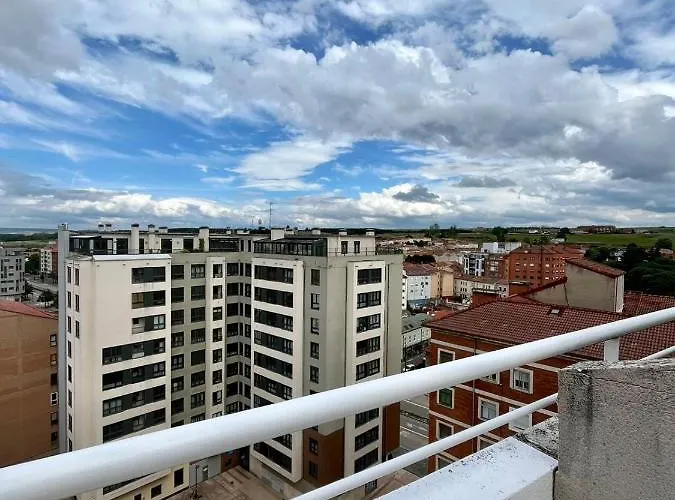 Atuaire Atico 360º De Parking Incluido Burgo
